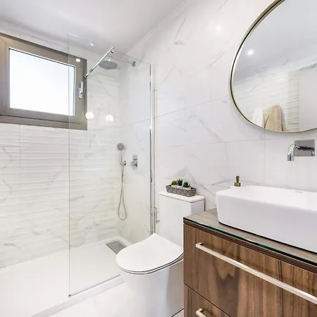 Vila Levanta By Gaitani